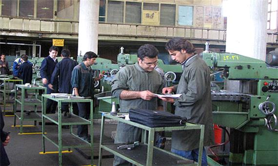 30 میلیارد برای تجهیز هنرستان‌های لرستان هزینه شده است