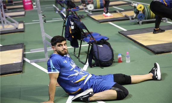 پولادمرد جوانی که آرزوی دیدن بیرانوند را دارد