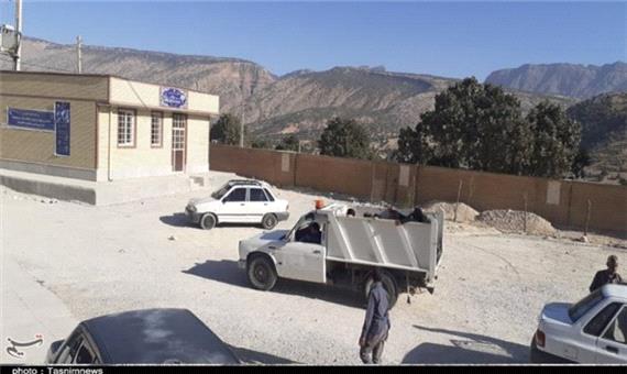 اتفاقی عجیب در ‌لوداب کهگیلویه و بویراحمد؛ انتقال جسد با خودروی حمل زباله دهیاری‌ + عکس