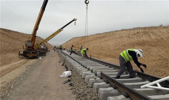 ساخت راه‌آهن دورود - بروجرد در مرحله انعقاد قرارداد است