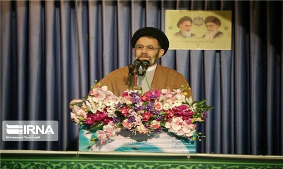 امام جمعه خرم آباد: تبلیغ آموزه‌های اسلامی بدون تعامل با مراکز دینی آسیب زا است