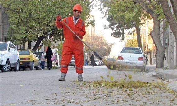 کارگران شهرداری پلدخترحقوق معوقه 3 ماهه خود را دریافت کردند