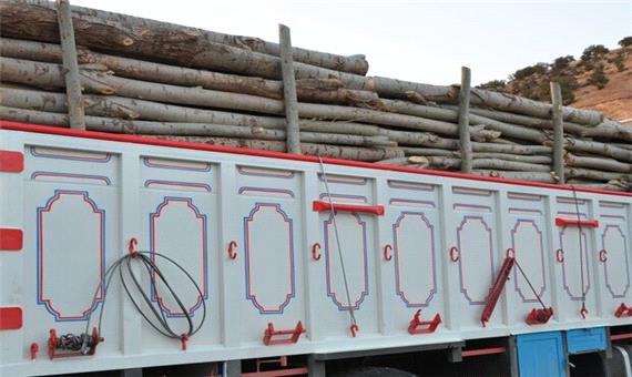 توقیف کامیون حامل 9 تن چوب قاچاق در سلسله
