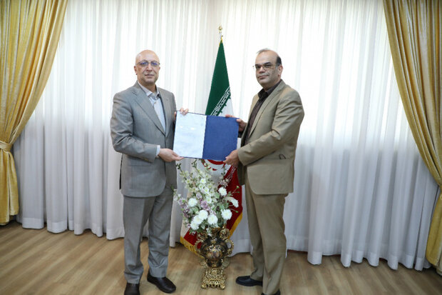 «فرهاد نامداری» سرپرست پارک علم و فناوری لرستان شد