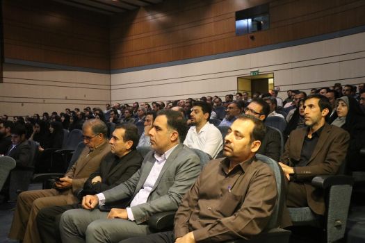 حرکت به‌سوی عدالت آموزشی با تکیه بر کار تیمی و برنامه های مدون  و ارتقای کیفیت یادگیری