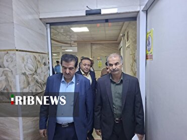 بازدید مدیرعامل بانک رفاه کارگران کشور از بیمارستان شفا خرم آباد