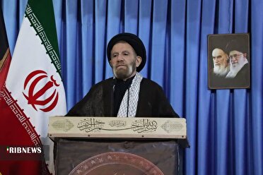 تأکید امام جمعه خرم آباد بر تقویت وحدت و انسجام ملی  در جامعه