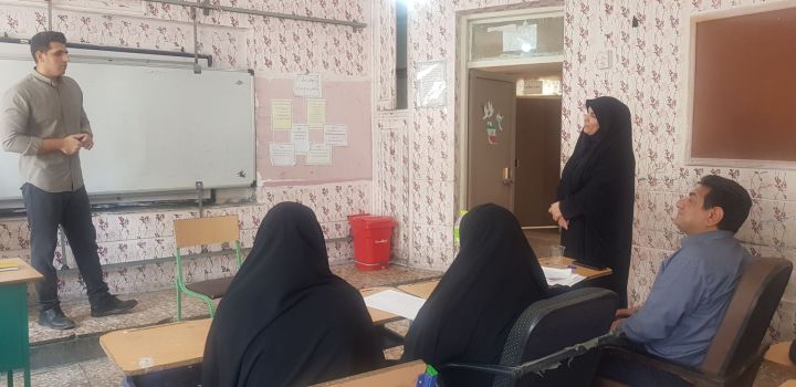 بازدید معاون آموزش ابتدایی استان لرستان از روند مصاحبه راهبران آموزشی و تربیتی