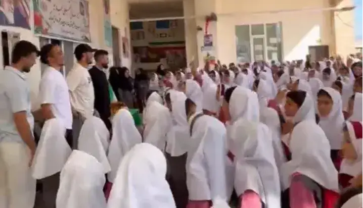 بازیکنان پیشین پرسپولیس و تراکتور در جشن شکوفه‌ها!