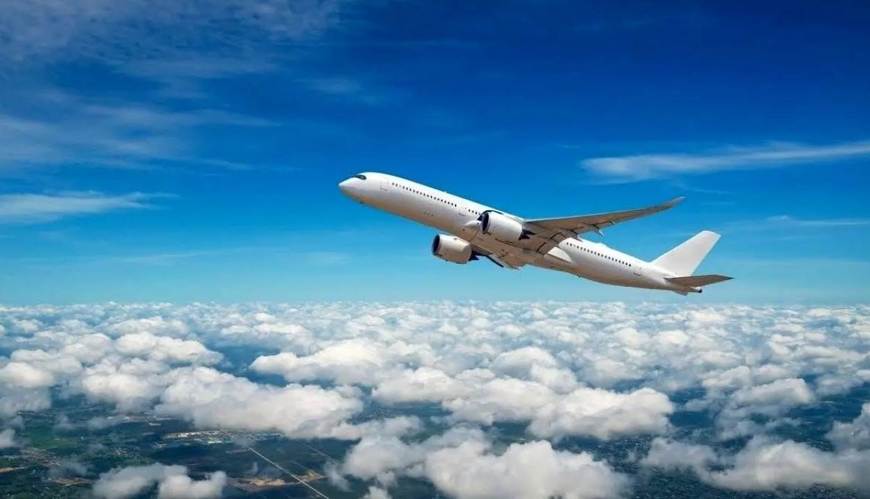 کاهش پروازها در خرم‌آباد؛ مطالبه عمومی بی‌پاسخ مانده است