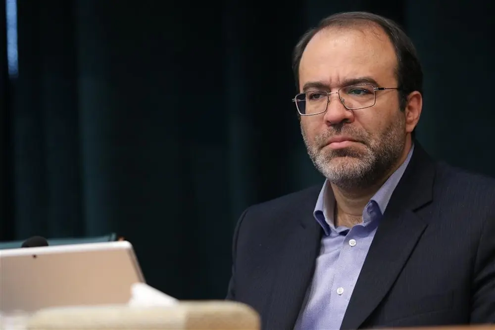 نایب رئیس کمیسیون اقتصادی خبر داد: عدم بازگشت ۳۰ میلیارد دلار ارز در سال گذشته