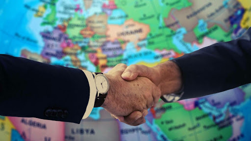 سرمقاله خراسان/ توسعه متوازن و پایدار  با دیپلماسی استانی
