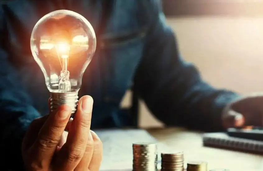 واردات برق ایران سه برابر بیشتر از صادرات