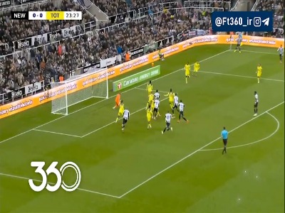 با ضربه سر دقیق؛ گل اول نیوکاسل به تاتنهام توسط شار در دقیقه ۲۴