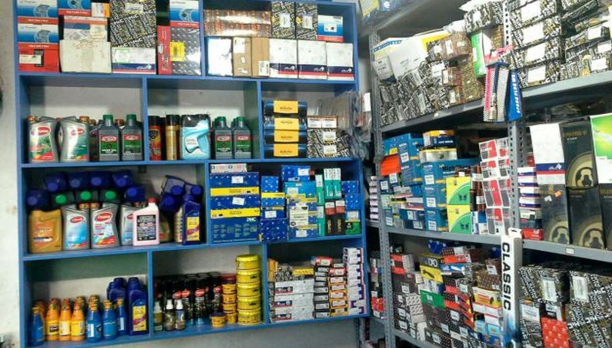 افتتاح نمایشگاه نقاشی «سرزمین مادری» در خرم‌آباد