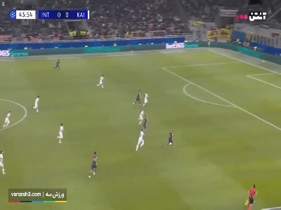 گل اول اینتر توسط لائوتارو مارتینز در دقیقه ۴۵