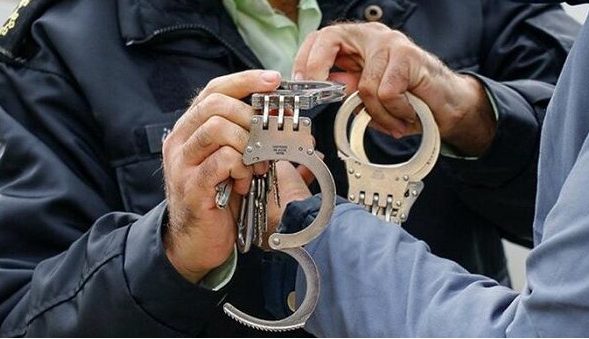 6 متهم تحت تعقیب در دورود دستگیر شدند
