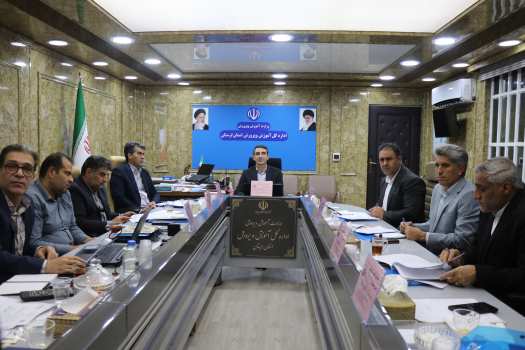 در اولین جلسه ستاد بزرگداشت مقام معلم سال تحصیلی جدید تاکید شد : از عدالت و انضباط در انتخاب معلمان نمونه تا توجه ویژه به معلمان مناطق محروم در این فرایند