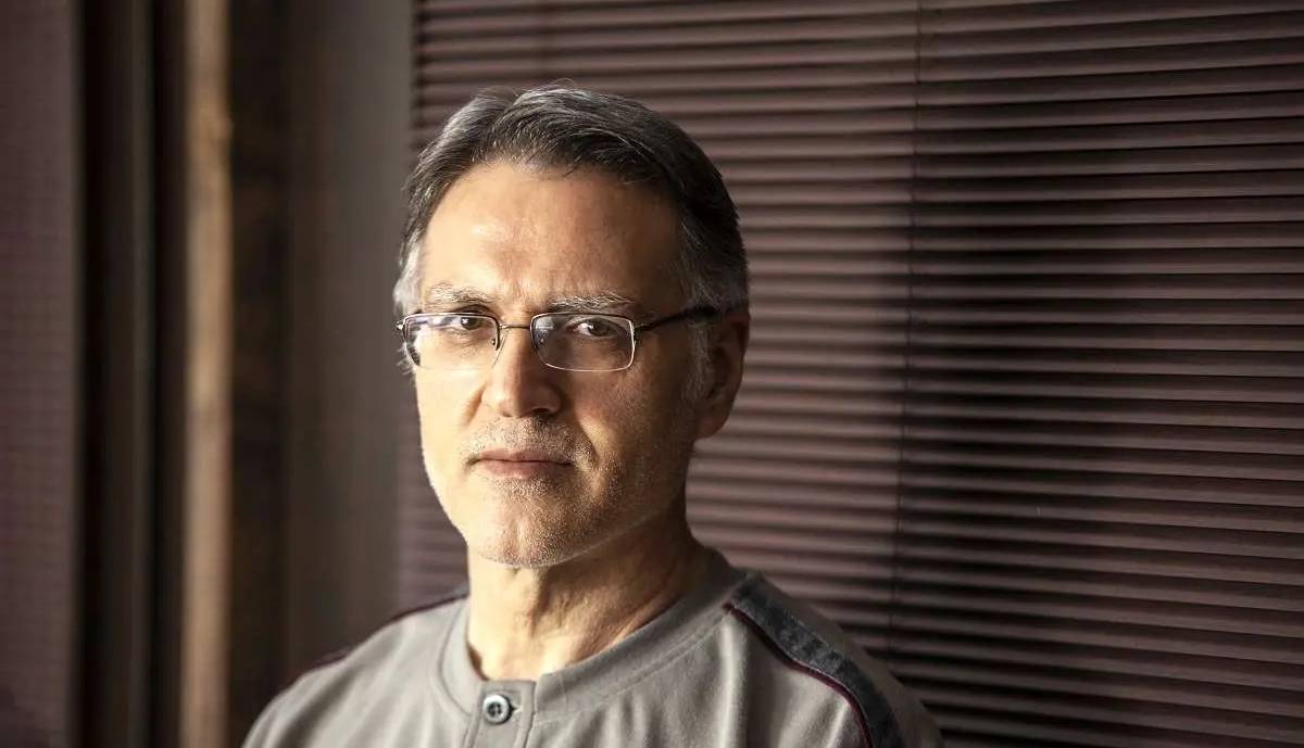 چرا مردم به سیاست بی حس شده‌اند