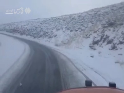 فیلم/ برفروبی محور گله‌بادوش الیگودرز