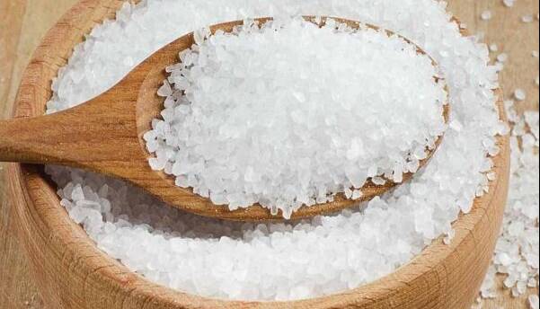 وجود آلودگی میکروبی در نمک دریا