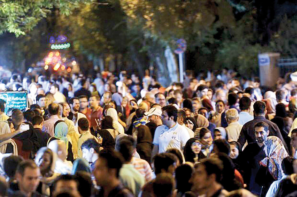 سرمقاله خراسان/ جامعه منتظر نمی‌ماند!