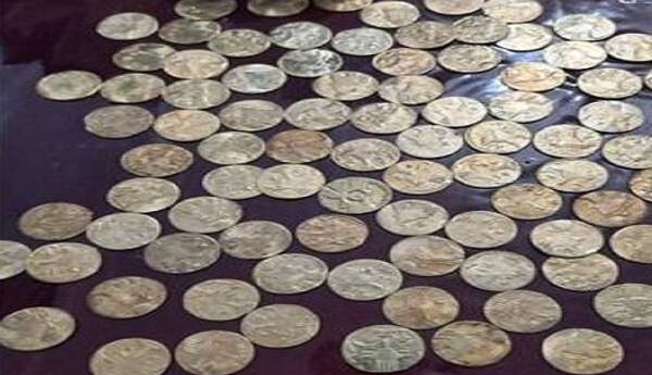 باند کلاهبرداری سکه‌های تقلبی در الیگودرز منهدم شد