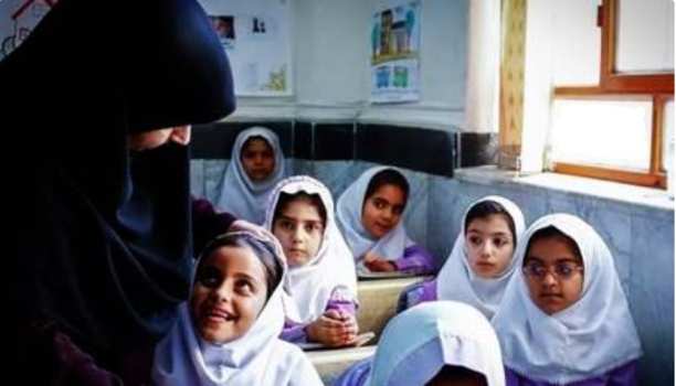 معلمی شغل نیست، عشق است