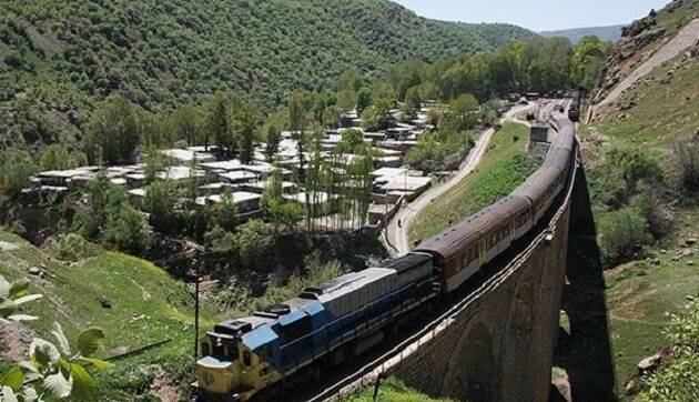 چراغ سبز به ثبت جهانی روستای بیشه؛ دستگاه‌های لرستان پای کار آمدند