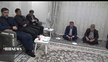 تجلیل از خانواده معظم شهدا در خرم آباد