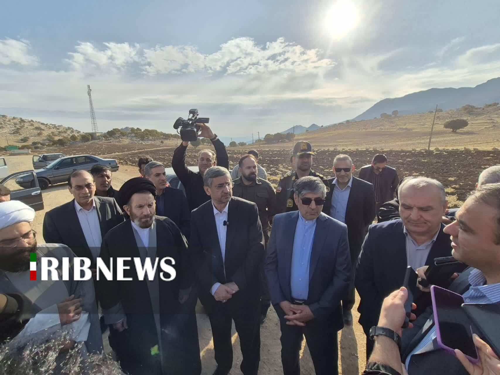 پیشرفت ۳۰ درصدی چهارخطه طول‌کش به تنگ بره رومشکان