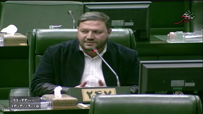 نماینده مجلس: اجازه دهید مردم از خودروهای روز دنیا استفاده کنند بعد به دنبال گرانی بنزین باشید