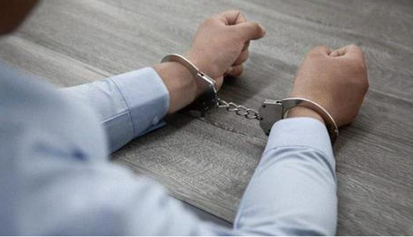 یکی از پیمانکاران شهرداری دورود به اتهام پرداخت رشوه دستگیر شد