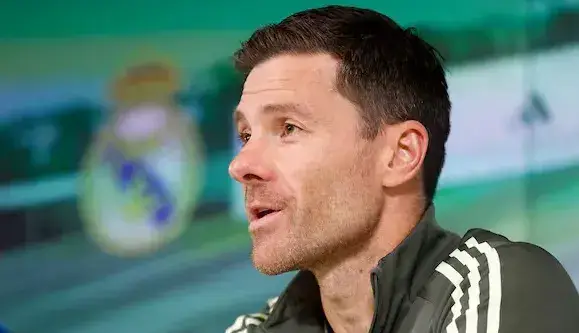 ژابی: بارسا یک رئیس پوپولیست و عوام‌فریب دارد!