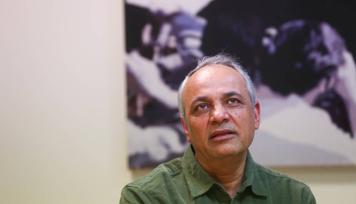 زیدآبادی در غیاب هاشمی روی دست روحانی بلند شد!