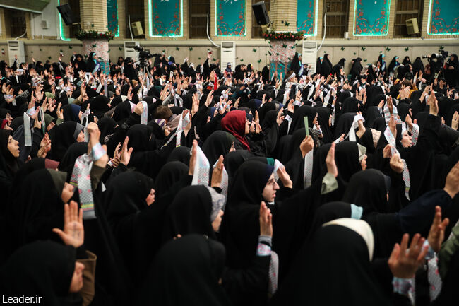 سرمقاله جوان/ فمنیسم آمد که به زن کمک کند اما چه کرد؟!