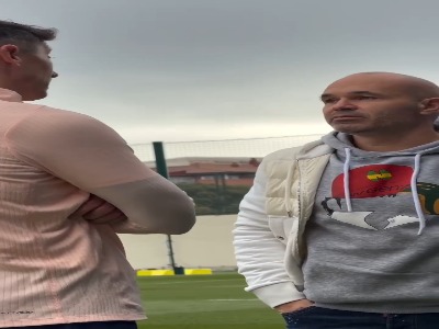 اینیستا، مهمان ویژه تمرین امروز بارسلونا