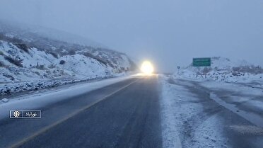 بارش نخستین برف پاییزی در شهرستان دلفان