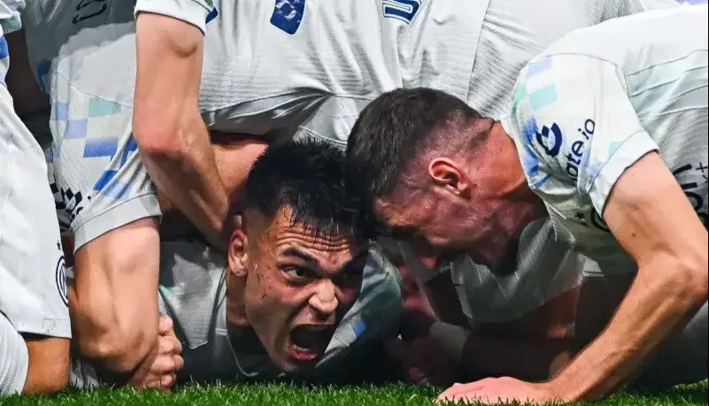 جنوا ۱-۲ اینتر؛ لائوتارو نراتزوری را به صدر فرستاد