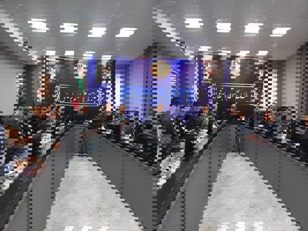 مردم باید نظارت بر بازار را حس کنند