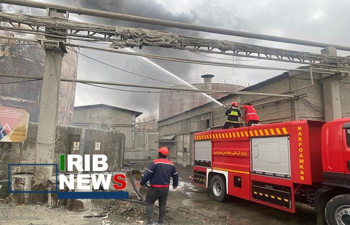 مهار آتش‌سوزی مخزن مازوت کارخانه سیمان دورود