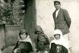 عکس‌های پشت‌صحنه؛ از بهروز وثوقی در «قیصر» تا کتایون ریاحی در «پدرسالار»