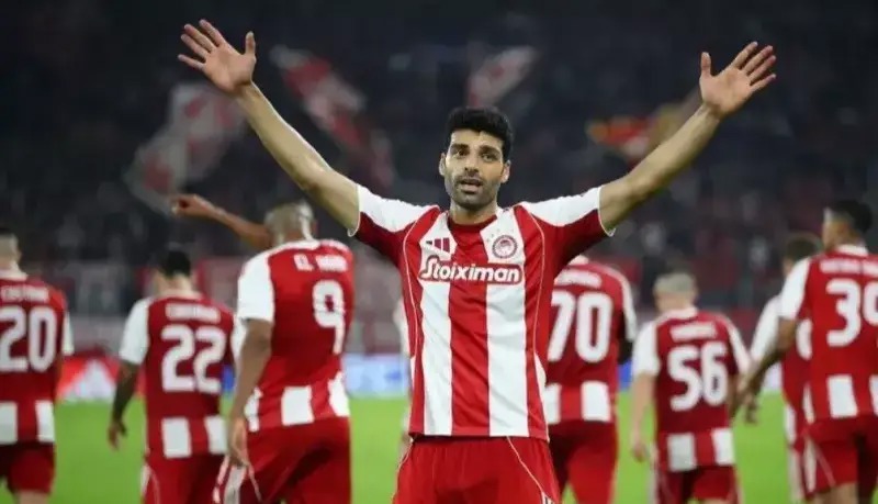 طارمی آمد، المپیاکوس با ۶ گل صدرنشین شد