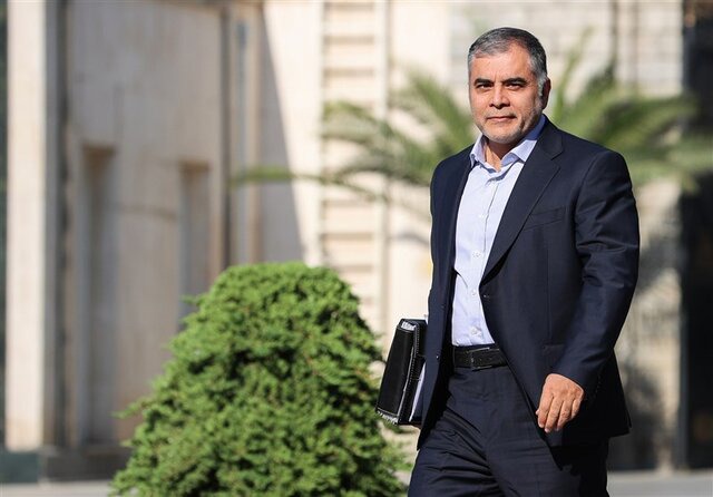 وزیر نفت: برای مقابله با قاچاق سوخت، برنامه‌ریزی ساختاری و قیمتی می‌کنیم