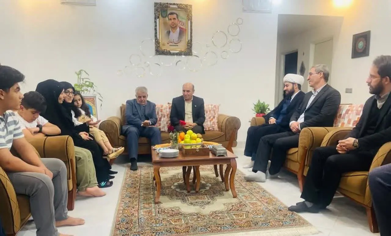 مسیر شهدا با سلامت، صداقت و اخلاص همراه است