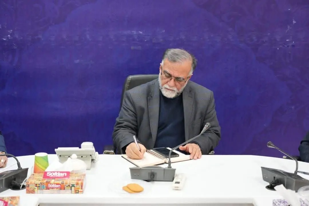 جلسه بررسی حرائم انبارهای نفت استان برگزار شد