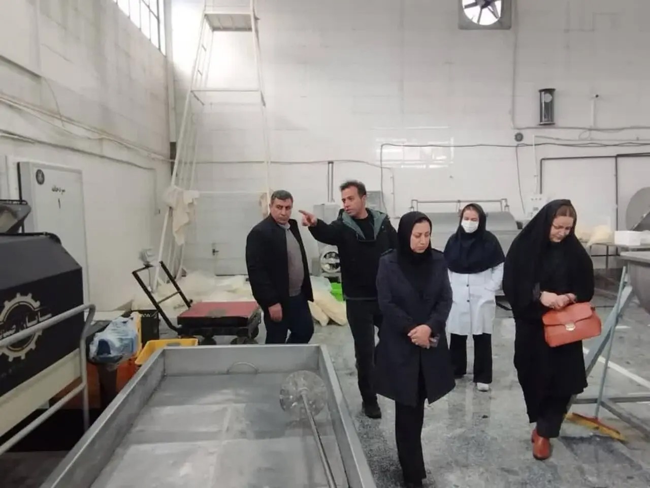 تاکید فرماندار دورود بر حمایت همه جانبه از فعالیت کارگاه های تولیدی