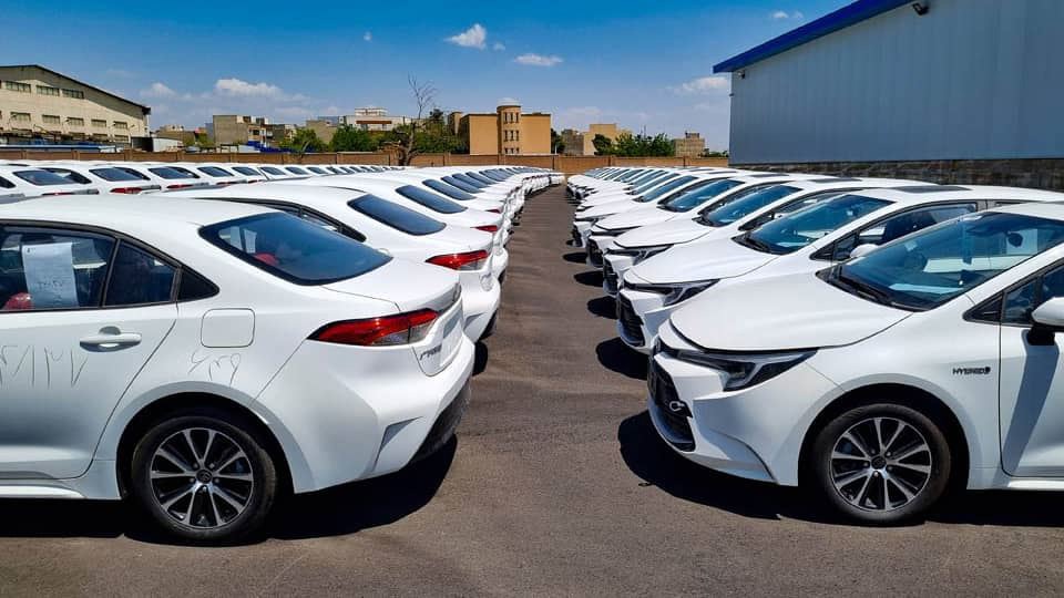 کدام خودروهای وارداتی سهمیه بنزین می‌گیرند؟