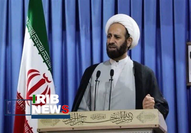 وحدت و ولایتمداری رمز پیروزی در برابر دشمنان