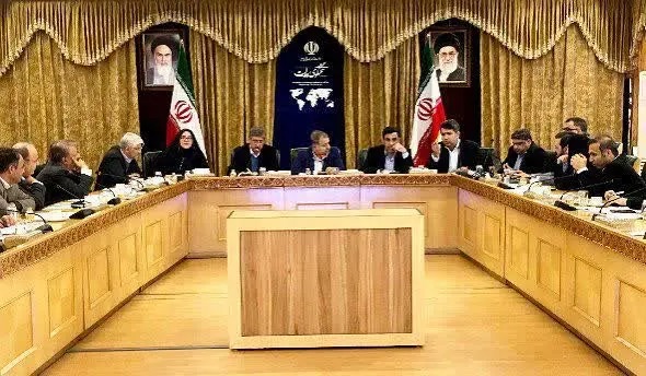 اخذ موافقت اولیه تأمین اعتبار ابرپروژه راه آهن دورود-خرم آباد-اندیمشک